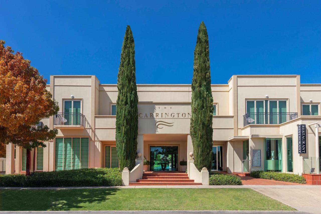 The Carrington Hotel シェパートン エクステリア 写真