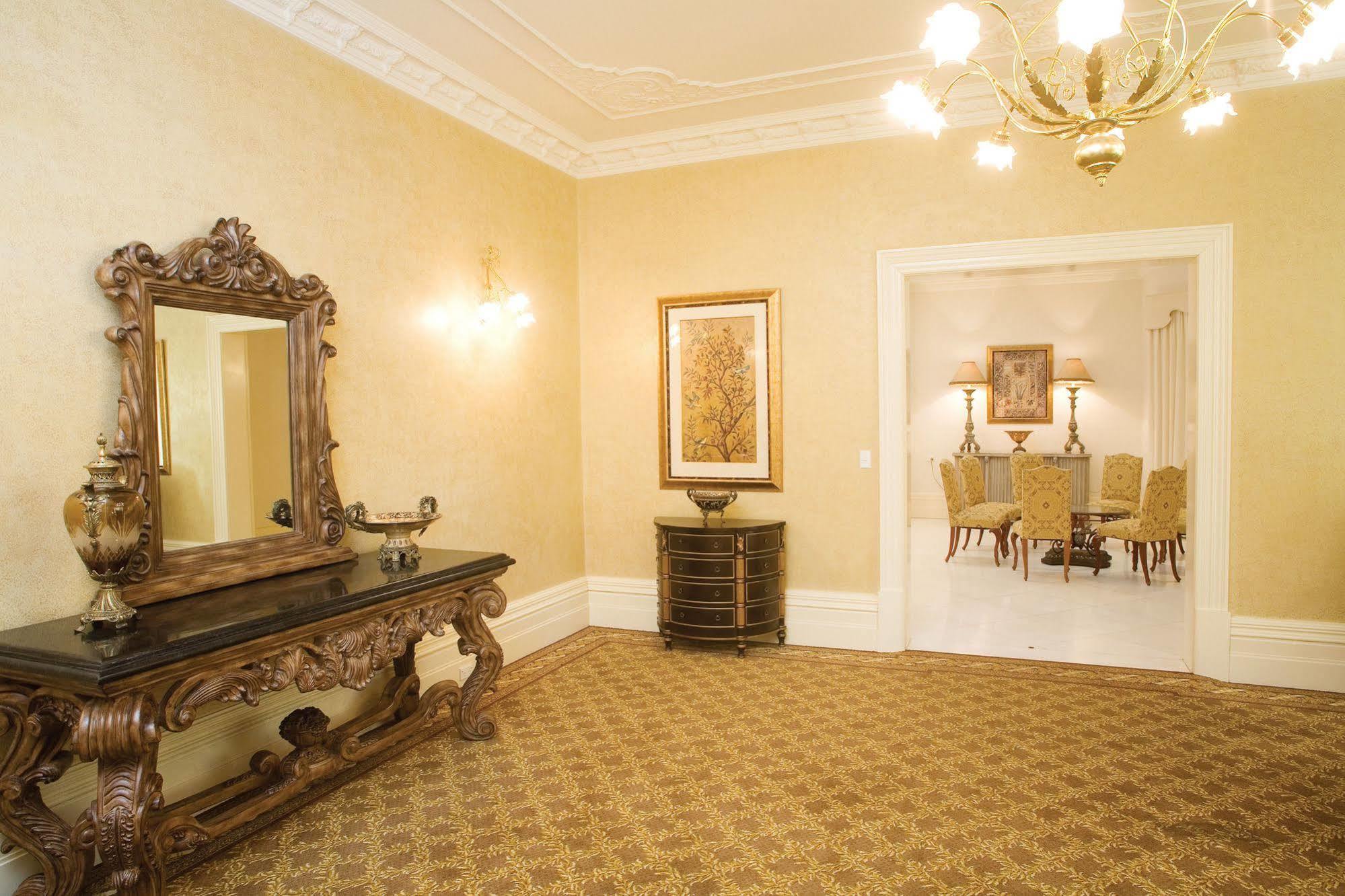 The Carrington Hotel シェパートン エクステリア 写真